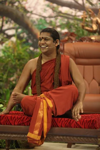http://nithyananda.org/sites/default/files/photo-gallery/2015-01jan-25th-nithyananda-diary_IMG_1224_bidadi-nky-session-swamiji.JPG