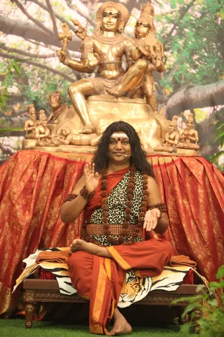 http://nithyananda.org/sites/default/files/photo-gallery/2015-01jan-26th-nithyananda-diary_IMG_1635_bidadi-nky-day4-shivoham-session-swamiji.JPG