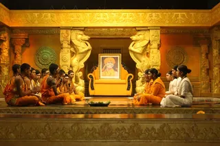 http://nithyananda.org/sites/default/files/photo-gallery/2015-02%20feb-08th-nithyananda-diary_IMG_5498_bidadi-Gurukul_Vaakyaartha-Sadhas.JPG
