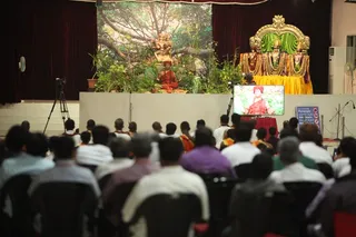 http://nithyananda.org/sites/default/files/photo-gallery/2015-02feb-01st-nithyananda-diary_IMG_3325_bidadi-nithya%20satsang.JPG