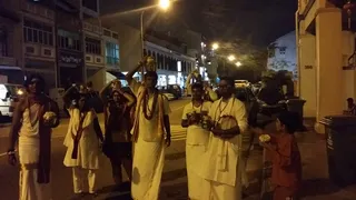 http://nithyananda.org/sites/default/files/photo-gallery/2015-02feb-03rd-nithyananda-diary_20150202_212807_malaysia-thaipoosam-photos.jpg