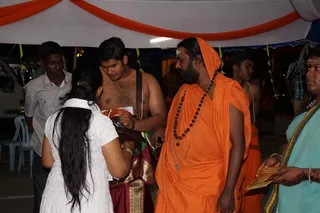 http://nithyananda.org/sites/default/files/photo-gallery/2015-02feb-03rd-nithyananda-diary_DSC07637_malaysia-thaipoosam-photos_0.JPG
