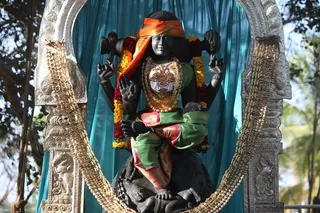 http://nithyananda.org/sites/default/files/photo-gallery/2015-02feb-04th-nithyananda-diary_IMG_4130_bidadi-dakshinamoorthy.JPG