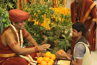 http://nithyananda.org/sites/default/files/photo-gallery/2015-02feb-07th-nithyananda-diary_IMG_4933_bidadi-kalpataru-darshan.JPG