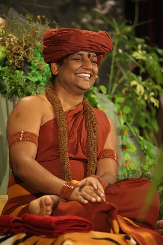 http://nithyananda.org/sites/default/files/photo-gallery/2015-02feb-07th-nithyananda-diary_IMG_4999_bidadi-satsang-swamiji.JPG