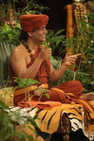 http://nithyananda.org/sites/default/files/photo-gallery/2015-02feb-12th-nithyananda-diary_IMG_5769_bidadi-satsang-swamiji.JPG