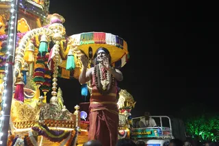 http://nithyananda.org/sites/default/files/photo-gallery/2015-02feb-17th-nithyananda-diary_IMG_7878_bidadi-shivaratri-ratham.JPG