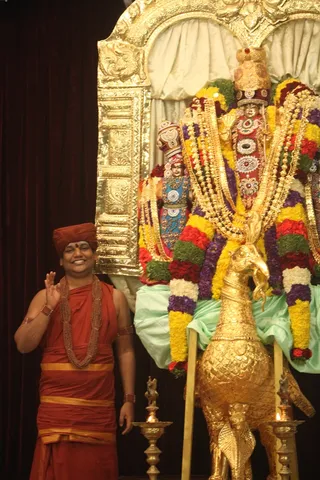 http://nithyananda.org/sites/default/files/photo-gallery/2015-02feb-24th-nithyanda-diary_IMG_0227_bidadi-satsang-swamiji.JPG