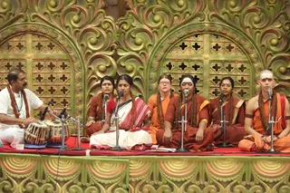 http://nithyananda.org/sites/default/files/photo-gallery/2015-02feb-26th-nithyananda-diary_IMG_0760_bidadi-nithya-kirtans.JPG