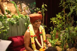 http://nithyananda.org/sites/default/files/photo-gallery/2015-03mar-01st-nithyananda-diary_IMG_1606_bidadi-satsang-swamiji_0.JPG