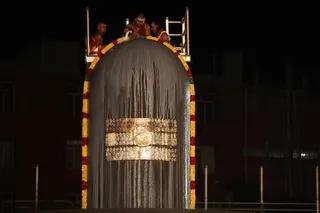 http://nithyananda.org/sites/default/files/photo-gallery/2015-03mar-02nd-nithyananda-diary_IMG_1702_bidadi-rudra-%20abisagam.JPG