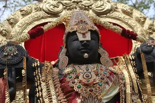 http://nithyananda.org/sites/default/files/photo-gallery/2015-03mar-03rd-nithyananda-diary_IMG_2291_bidadi-lord-venkateswara.JPG