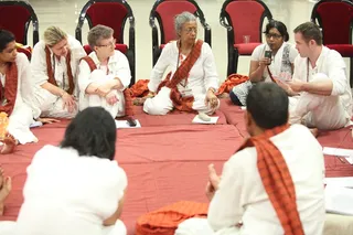 http://nithyananda.org/sites/default/files/photo-gallery/2015-03mar-04th-nithyananda-diary_IMG_3124_bidadi-IA%20class.JPG