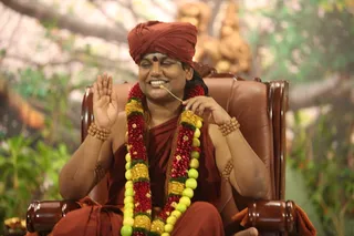 http://nithyananda.org/sites/default/files/photo-gallery/2015-03mar-08th-nithyananda-diary_IMG_3532_bidadi-satsang-swamiji-blessing.JPG