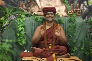 http://nithyananda.org/sites/default/files/photo-gallery/2015-03mar-13th-nithyananda-diary_IMG_4502_bidadi-satsang-swamiji.JPG
