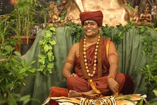 http://nithyananda.org/sites/default/files/photo-gallery/2015-03mar-19th-nithyananda-diary_IMG_4874_bidadi-satsang-swamiji.JPG