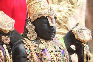 http://nithyananda.org/sites/default/files/photo-gallery/2015-03mar-23rd-nithyananda-diary_IMG_5838_bidadi-temple-lord-venkataswara.JPG