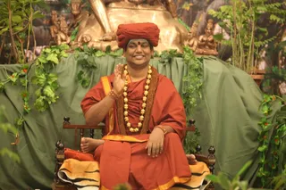http://nithyananda.org/sites/default/files/photo-gallery/2015-04apr-03rd-nithyananda-diary_IMG_7450_bidadi-satsang-swamiji.JPG