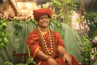http://nithyananda.org/sites/default/files/photo-gallery/2015-04apr-03rd-nithyananda-diary_IMG_7471_bidadi-satsang-swamiji.JPG
