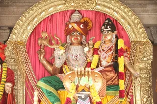 http://nithyananda.org/sites/default/files/photo-gallery/2015-04apr-05th-nithyananda-diary_IMG_7968_bidadi-temple-sanctum-nithyanandeshwara-nithyanandeshwari.JPG