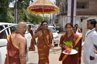 http://nithyananda.org/sites/default/files/photo-gallery/2015-05may-03rd-nithyanda-diary_DSC1864_varanasi-swamiji-arrival.JPG