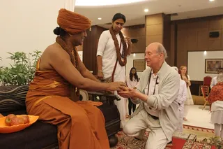 http://nithyananda.org/sites/default/files/photo-gallery/2015-05may-05th-nithyanda-diary_IMG_6183_bidadi-satsang-swamiji.JPG