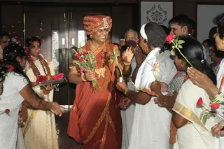 http://nithyananda.org/sites/default/files/photo-gallery/2015-05may-07th-nithyananda-diary_IMG_6221_varanasi-ia-inner-awakening-welcome-swamiji.JPG