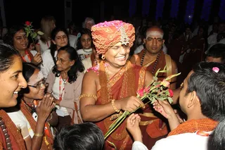 http://nithyananda.org/sites/default/files/photo-gallery/2015-05may-07th-nithyananda-diary_IMG_6316_varanasi-ia-inner-awakening-welcome-swamiji_0.JPG