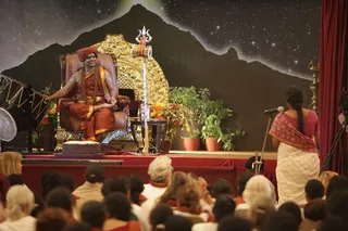 http://nithyananda.org/sites/default/files/photo-gallery/2015-05may-08th-nithyananda-diary_IMG_7127_Varanasai-innerawaken-class-swamiji.JPG