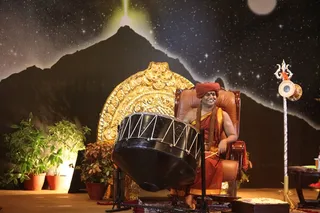 http://nithyananda.org/sites/default/files/photo-gallery/2015-05may-08th-nithyananda-diary_IMG_7242_Varanasai-innerawakening-class-swamiji.JPG