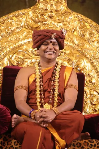 http://nithyananda.org/sites/default/files/photo-gallery/2015-05may-13th-nithyananda-diary_IMG_0095_Varanasi-innerawakening-swamiji.JPG