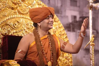 http://nithyananda.org/sites/default/files/photo-gallery/2015-05may-20th-nithyananda-diary_IMG_2576_varanasi-satsang-swamiji_0.JPG