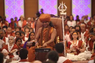 http://nithyananda.org/sites/default/files/photo-gallery/2015-05may-20th-nithyanda-diary_IMG_2738_varanasi-sri-vidya-homa.JPG
