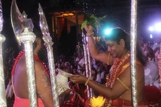 http://nithyananda.org/sites/default/files/photo-gallery/2015-05may-20th-nithyanda-diary_IMG_2993_varanasi-sri-vidya-homa.JPG