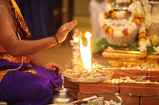 http://nithyananda.org/sites/default/files/photo-gallery/2015-05may-22th-nithyanda-diary_IMG_3566_varanasi-ia-meenakshi-kalyanam-swamiji.JPG