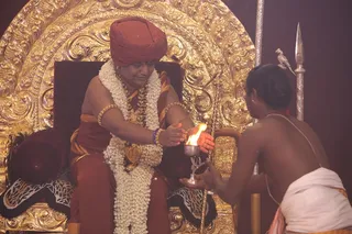 http://nithyananda.org/sites/default/files/photo-gallery/2015-05may-22th-nithyanda-diary_IMG_3677_varanasi-ia-meenakshi-kalyanam-swamiji.JPG