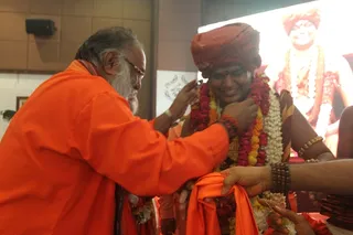 http://nithyananda.org/sites/default/files/photo-gallery/2015-05may-22th-nithyanda-diary_IMG_3726_varanasi-ia-meenakshi-kalyanam-swamiji_0.JPG
