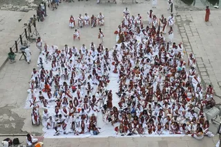 http://nithyananda.org/sites/default/files/photo-gallery/2015-05may-22th-nithyanda-diary_IMG_9339_varanasi-rudra-homa.JPG