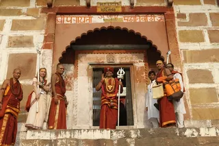 http://nithyananda.org/sites/default/files/photo-gallery/2015-05may-22th-nithyanda-diary_IMG_9567_varanasi-rudra-homa-swamiji.JPG