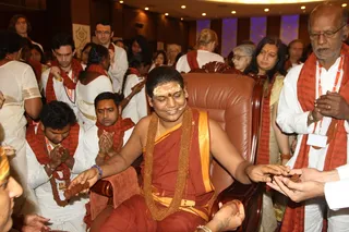 http://nithyananda.org/sites/default/files/photo-gallery/2015-05may-24th-nithyanda-diary_IMG_4765_varanasi-ia-swamiji.JPG