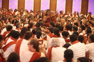 http://nithyananda.org/sites/default/files/photo-gallery/2015-05may-25th-nithyanda-diary_IMG_4969_varanasi-ia-swamiji.JPG