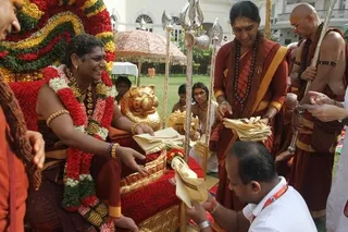 http://nithyananda.org/sites/default/files/photo-gallery/2015-05may-26th-nithyanda-diary_IMG_5822_varanasai-rudra-homa-swamiji.JPG