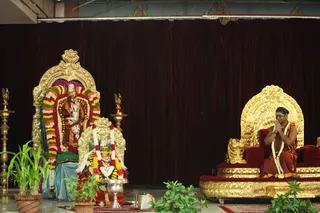 http://nithyananda.org/sites/default/files/photo-gallery/2015-05may-3rd-nithyananda-diary_IMG_7250_bidadi-janapal-nithyanandapoorinima-swamiji.JPG