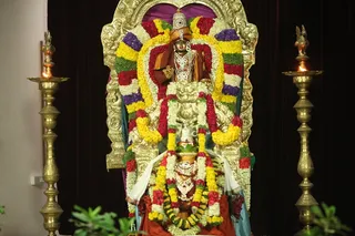 http://nithyananda.org/sites/default/files/photo-gallery/2015-06jun-04th-nithyananda-diary_IMG_7366_bidadi-Tirujnanasbandar.JPG