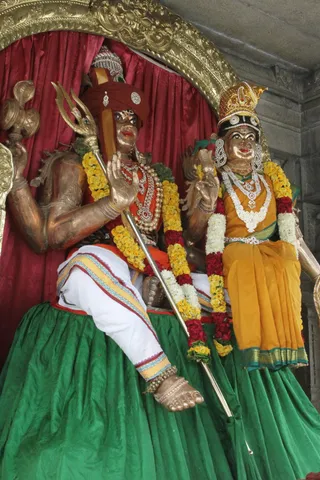 http://nithyananda.org/sites/default/files/photo-gallery/2015-06jun-18th-nithyananda-diary_IMG_9851_bidadi-temple-nithyanandaswara-nithyanandaswari.JPG