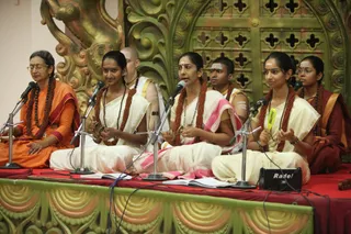 http://nithyananda.org/sites/default/files/photo-gallery/2015-06jun-20th-nithyananda-diary_IMG_9890_bidadi-sharing-ia-experience-sharing.JPG
