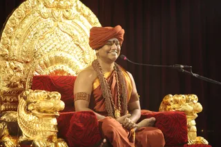 http://nithyananda.org/sites/default/files/photo-gallery/2015-06jun-21st-nithyananda-diary_IMG_0423_bidadi-international-yoga-day-swamiji.JPG