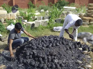http://nithyananda.org/sites/default/files/photo-gallery/2015-07jul-01st-nithyananda-diary_IMG_20150630_160507_bidadi-temple-vibudi-making-process.jpg