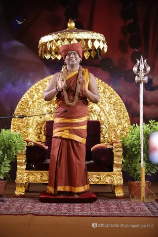 http://nithyananda.org/sites/default/files/photo-gallery/2015-07jul-03rd-nithyananda-diary_IMG_2626_varanasi-satsang-swamiji.JPG