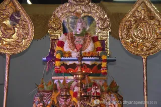 http://nithyananda.org/sites/default/files/photo-gallery/2015-07jul-06th-nithyananda-diary_IMG_4424_varanasi-guru-homa-swamiji_0.JPG
